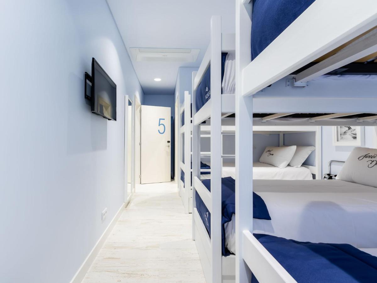 Facing Bay Hostel Прайя-да-Витория Экстерьер фото
