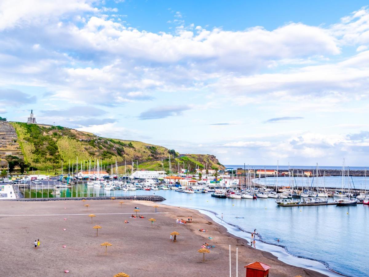 Facing Bay Hostel Прайя-да-Витория Экстерьер фото