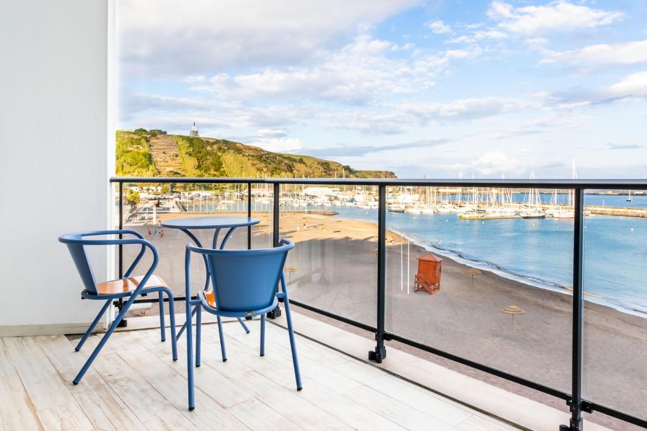 Facing Bay Hostel Прайя-да-Витория Экстерьер фото