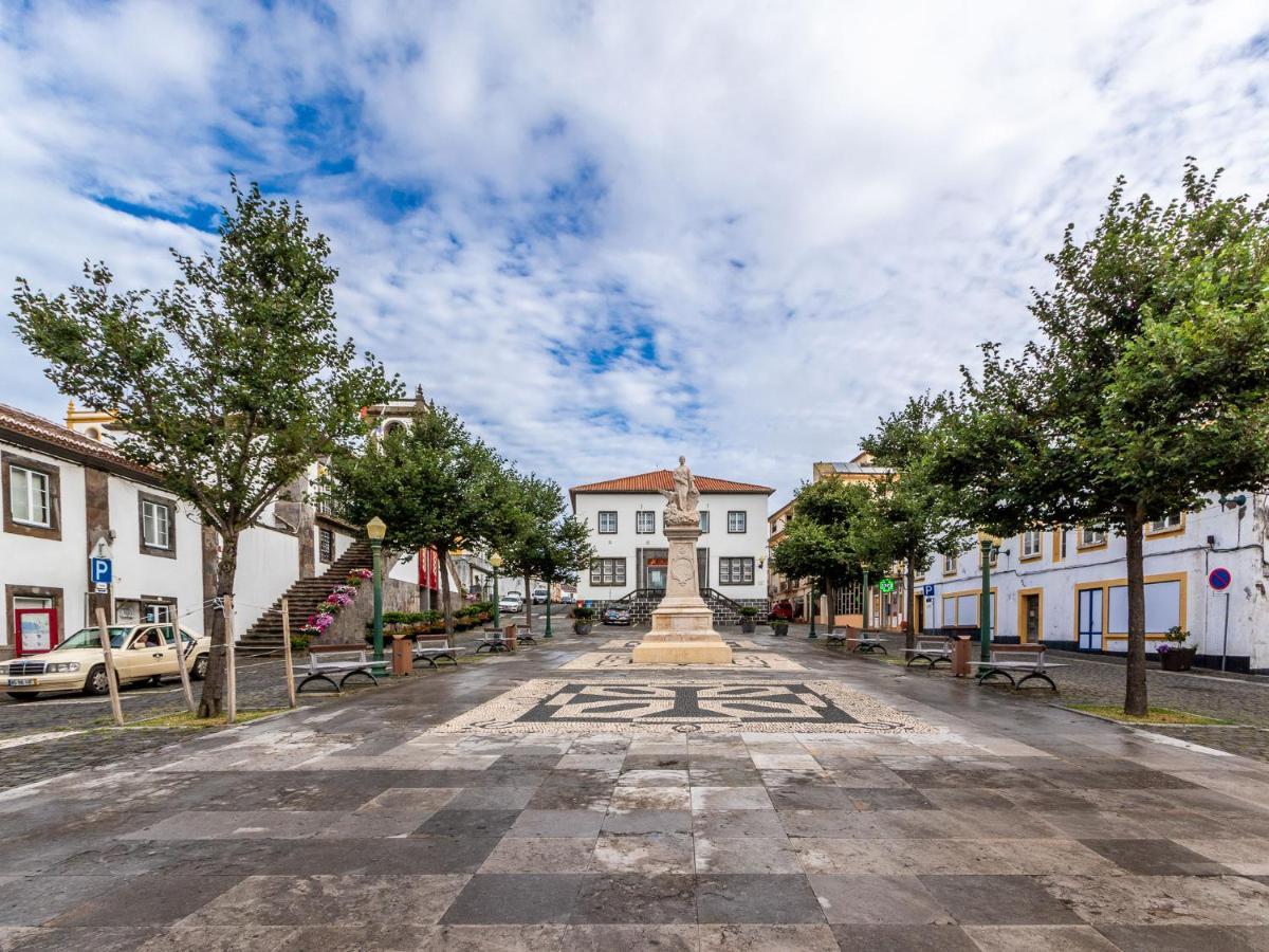 Facing Bay Hostel Прайя-да-Витория Экстерьер фото